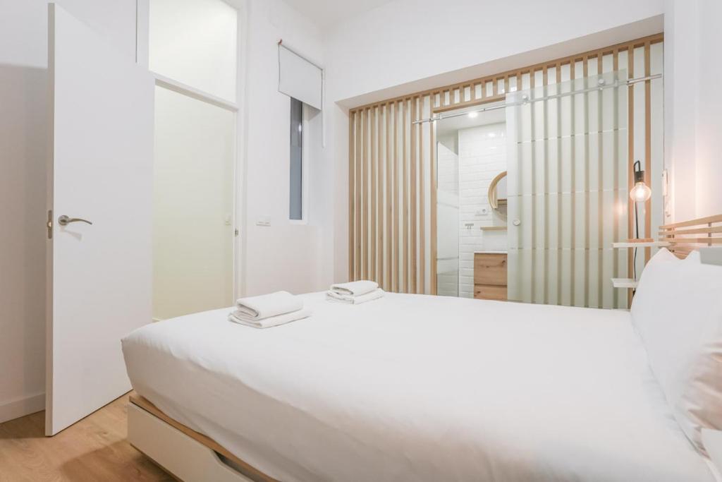 Modern Duplex-2Bedrooms 3Baths-Palacio Madrid Eksteriør billede